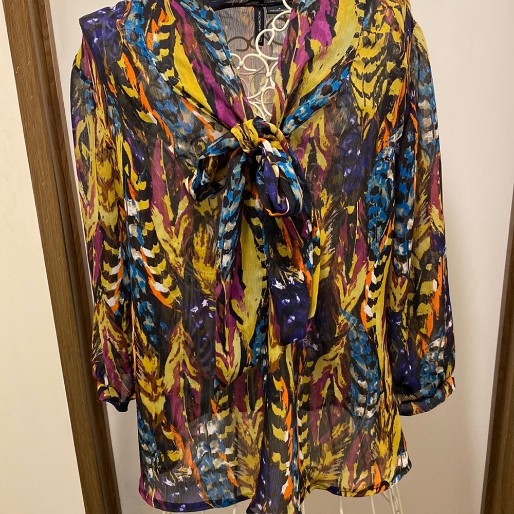 New directions sheer‎ blouse